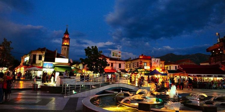 Локалните власти од Прилеп бараат полицискиот час да започне од 19:00 часот