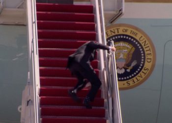 Доналд Трамп за падот на Џо Бајден: Знаев дека ќе падне!