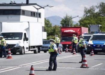 Германија сака да ги забрани автомобилите по 22 часот