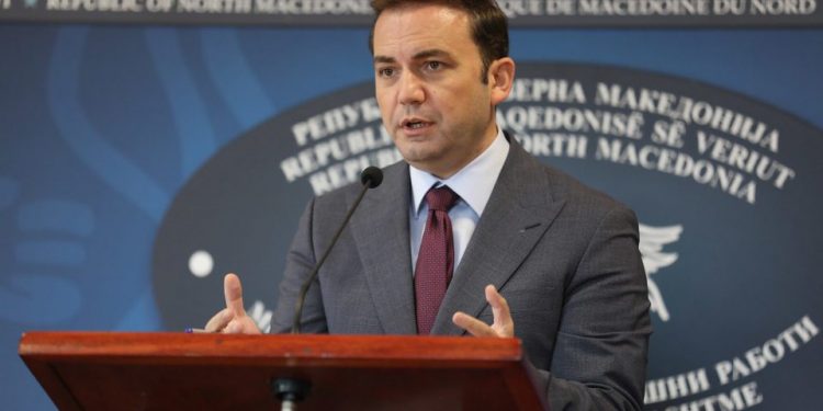 Дваесет и пет наши државјани се на лет од Кабул за Доха, се очекува евакуација на уште 50 лица