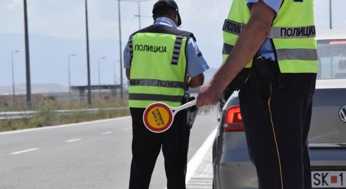 Фрчат казни од МВР и за затемнети стакла