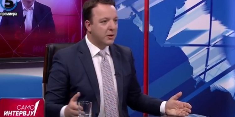 Николовски: Ако клучните земји во ЕУ сметаат дека Македонија треба да почне преговори ќе го решеа проблемот со Бугарија за едно попладне