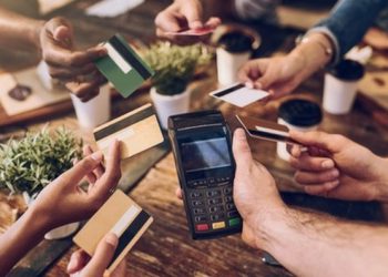 Делење на сметка во кафана – ДА или НЕ?