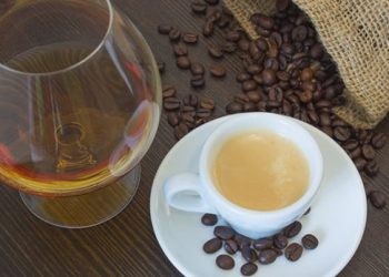 Кафето, алкохолот и месото се штетни за бубрезите