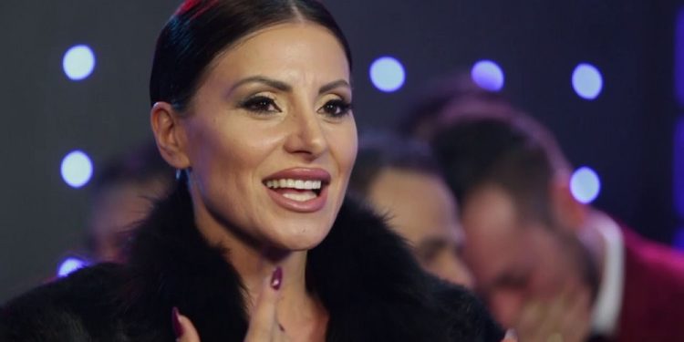 (ФОТО) Сите ја знаеме Сузана Гавазова, а ова е нејзината мајка – славеа наголемо за убава работа