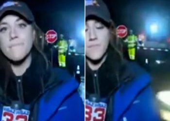 АВТОМОБИЛ УДРИ НОВИНАРКА ВО ПРОГРАМА ВО ЖИВО Таа одлета од ударот, но ја завршила репортажата (ВИДЕО)