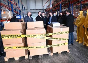 Голема полициска акција на скопскиот аеродром