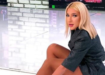 ФОТО: Со волку секси водителка, нема лоша програма