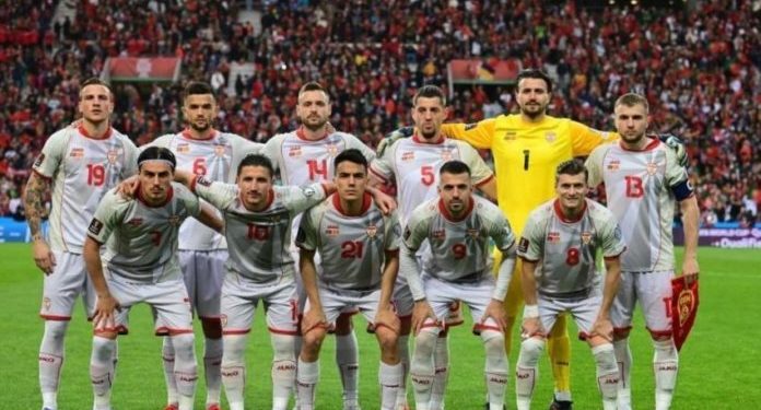 Заврши фудбалскиот сон за мундијалот во Катар, но не и големите очекувања за сер Боби