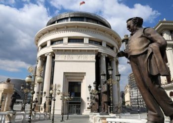 Суспендиран скопски обвинител, придонесол за пролонгирање или застареност на кривични дела