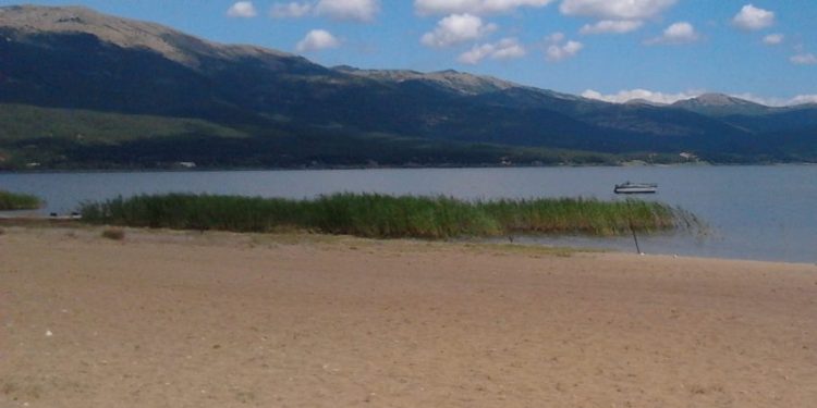 Среќа наша e што Преспанското езеро не може да зборува