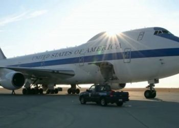 Авион отпорен на нуклеарен удар долетал од САД во Европа