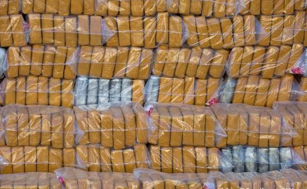 Шпанската полиција заплени три тони кокаин од рибарски брод