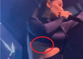 На Теа Таировиќ и испаднаа градите за време на настап