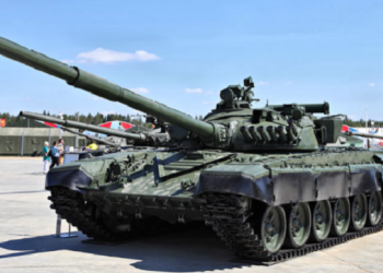 Чешка ѝ испратила на Украина тенкови Т-72 и возила БВП-1