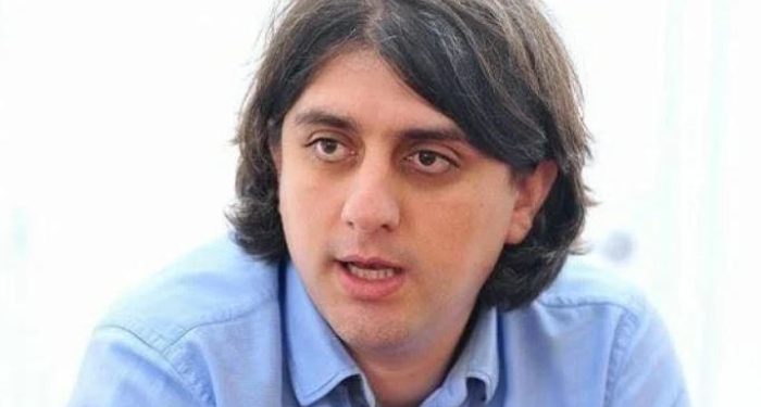 Зеќири останува во притвор