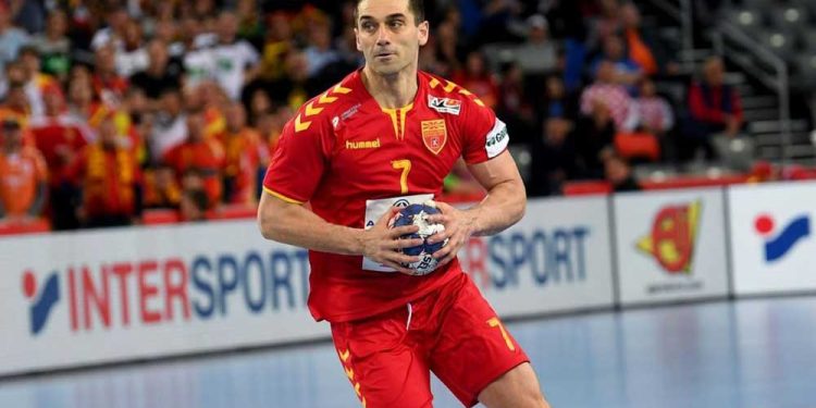 Кире Лазаров ја заврши кариерата