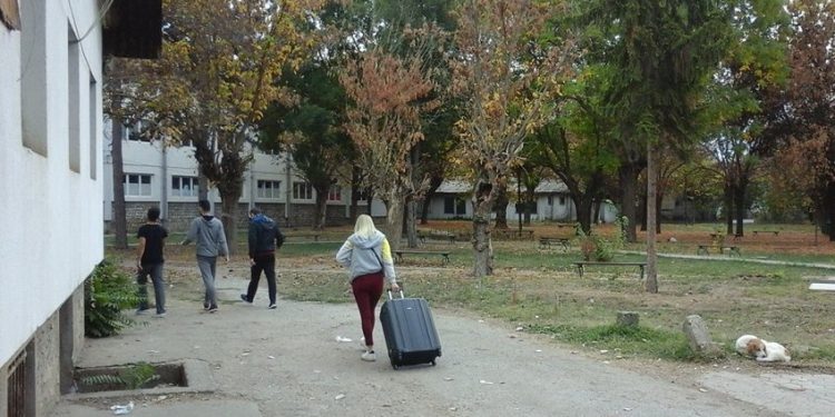 4 илјади празни бруцошки столчиња на неколку факултети на УКИМ