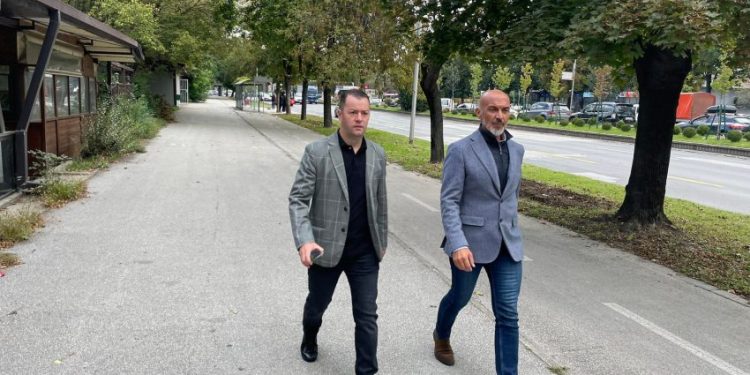 Убаво: Градоначалникот на Гази Баба Стефковски без автомобил отишол на работа