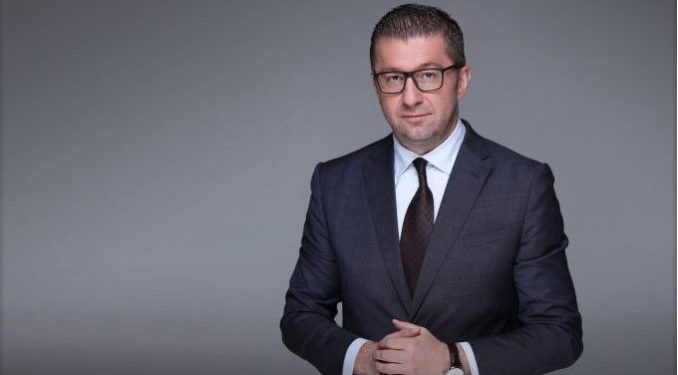 Мицкоски повика со референдумот истовремено да се одржат и предвремените избори