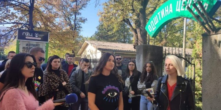 Студентите од ФБЕ сè уште без настава, бараат одговор од институциите