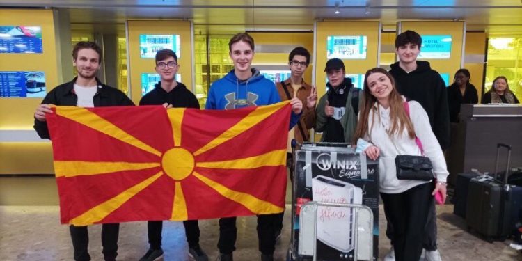 Петмина македонски средношколци освоија бронза на светски натпревар по роботика