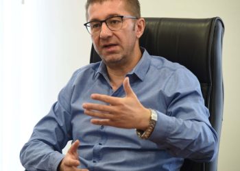 Мицкоски по лидерската средба: Ајде да го распуштиме парламентот и да одиме на предвремени парламентарни избори