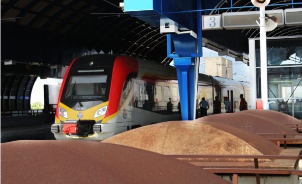 Возот од Скопје до Битола патувал 10 часа