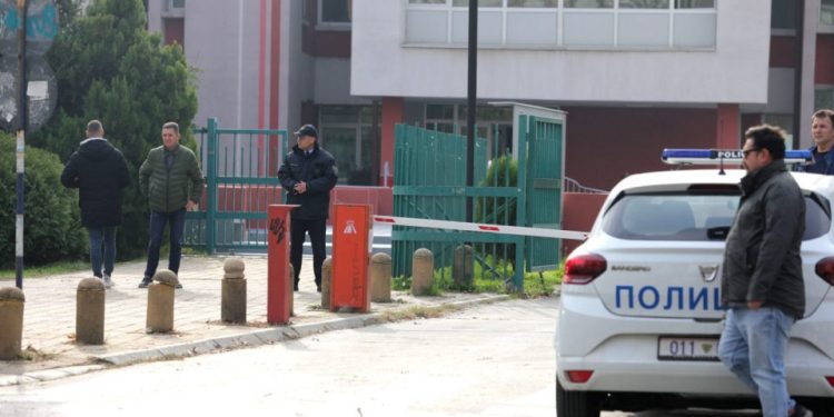По направените проверки во училиштата се дојде до заклучок: Лажни се и денешните дојави за бомби