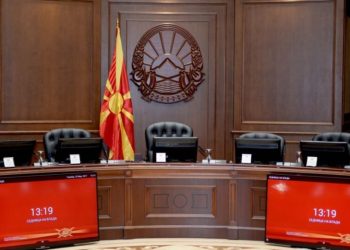 Владата на Ковачевски е влада на Бугарија, и на Албанија, само не е влада на Македонија, затоа владеат со притисоци и уцени