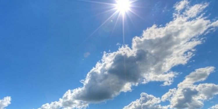 Сончево време со слаб ветер и температура до 14 степени