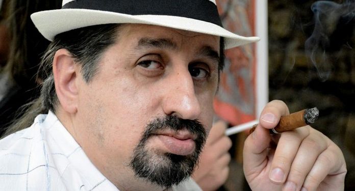 Наградата „Ацо Шопов“ на ДПМ за 2022-ра за „Убавите жени“ на Зоран Пејковски