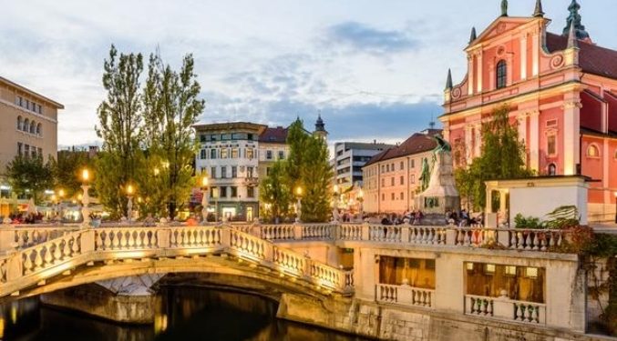 За четири години зголемено задоволството од животот во Словенија