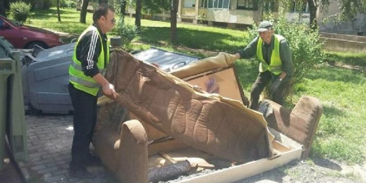 Кисела Вода бесплатно ќе го собира кабастиот отпад