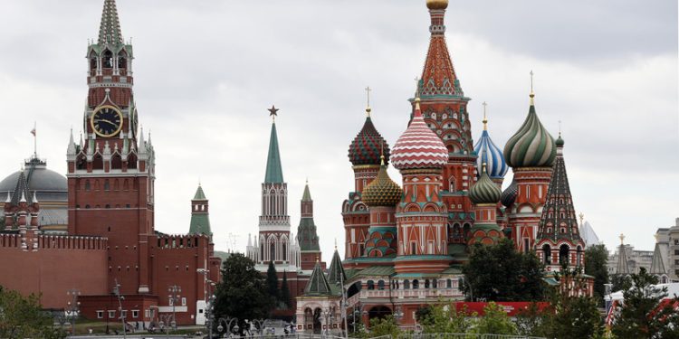 Москва: Дрон падна во близина на зградата на судот
