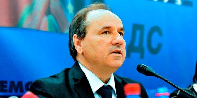 Демократскиот сојуз: СДСМ и ДУИ го блокираат законот за борба против корупцијата