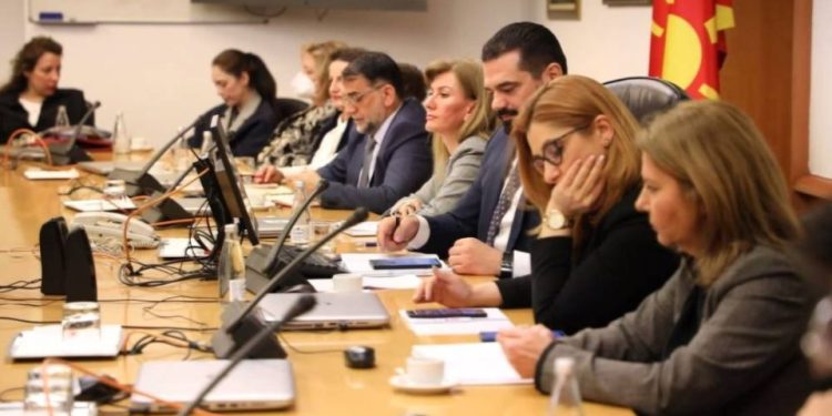 Работната група за уставни измени денеска одржа седница, членовите не успеале да ги усогласат сите детали за Методологијата и начинот на кој ќе функционираат