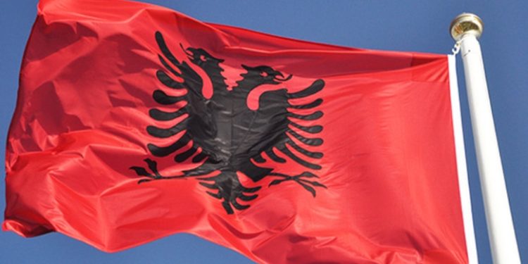 200 најопасни криминалци од Велика Британија ќе бидат депортирани во Албанија