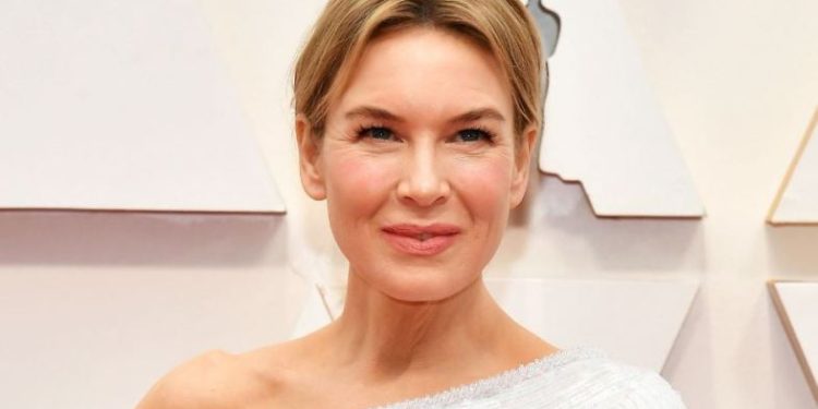 Се сврши Рене Зелвегер со 10 години помладо момче