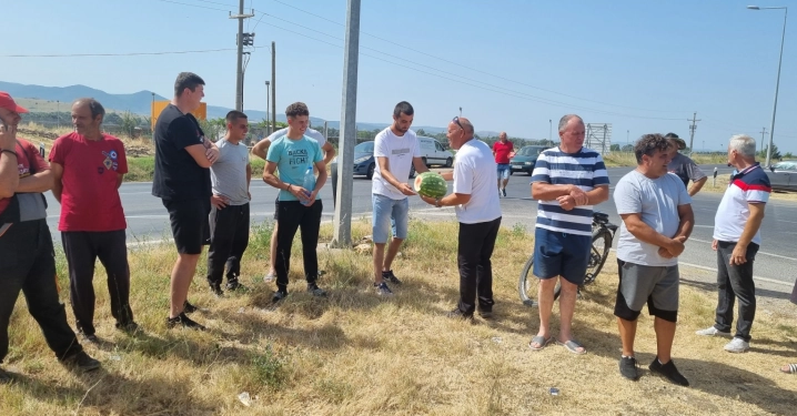 Земјоделците од селото Крупиште бараат да се реши проблемот со наводнување од Хидросистемот „Брегалница