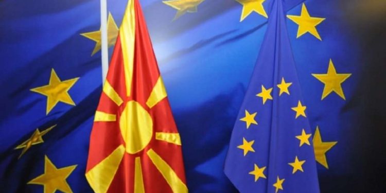 Македонија официјално го доби заемот од ЕУ од 100 милиони евра за справување со последиците од руско-украинската војна