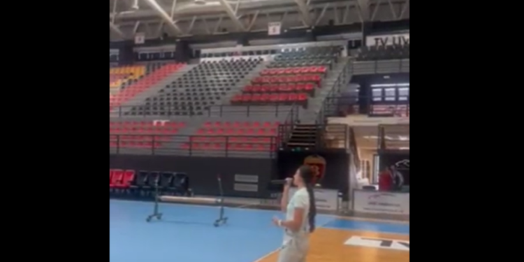 (ВИДЕО) Химната на Вардар во сабота ќе ечи од гласот на Марија Спасовска