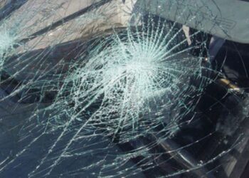 Жена и дете загинаа во тешка сообраќајка на патот Крушево – Кривогаштани