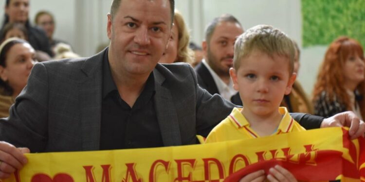 По Аеродром и во Гази Баба наставата ќе почнува со химната на Македонија