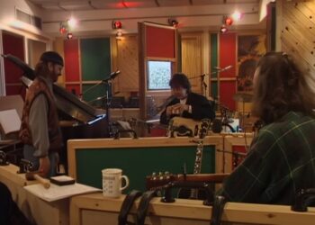 Денес нова песна на „Битлси“ со гласот на Џон Ленон