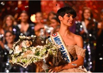 Мис Франција: Мојата кратка коса е победа на „различноста“