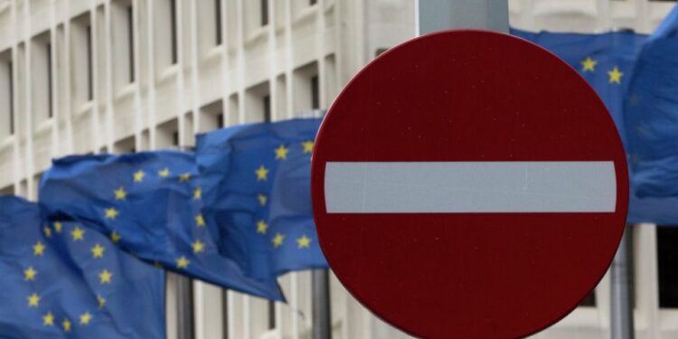 И Пендаровски на линија со граѓаните: Се создава перцепција дека ЕУ нè мами