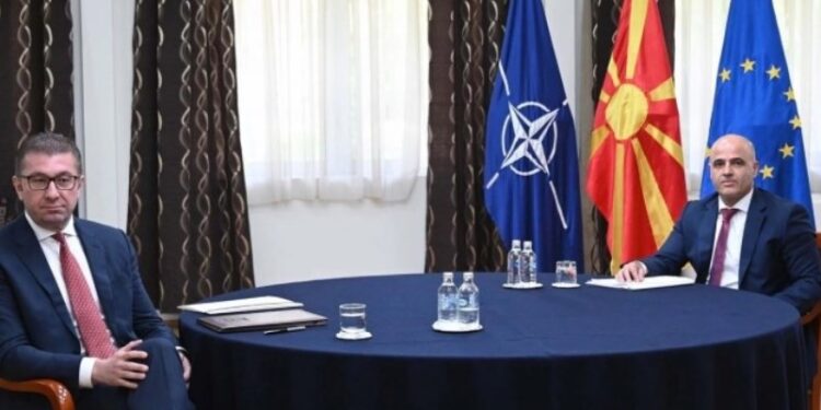 Мицкоски: Не сум имал тајна средба со Ковачевски, тајните средби не се дел од мојот карактер