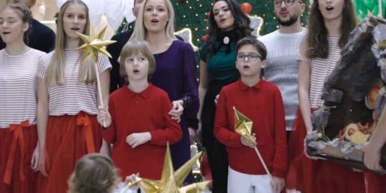 На 6 јануари, по улиците во 60 населени места ќе се носат божиќни ѕвезди и ќе се пее „Вечниот Бог“