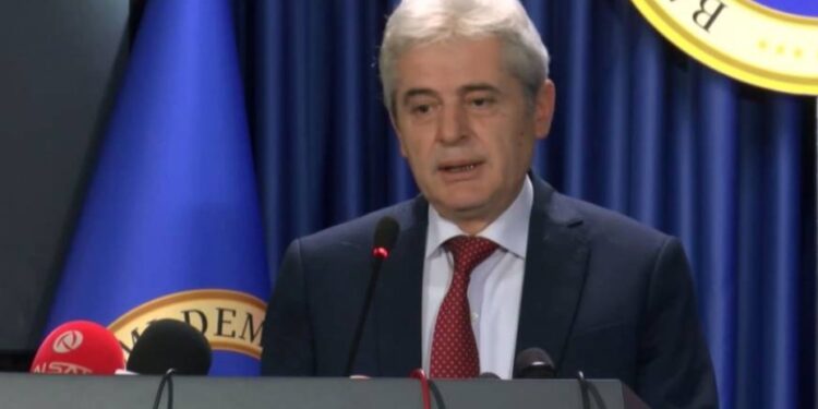 Првиот човек на Косово против Али Ахмети: ДУИ се жали за мешање во внатрешните работи на албанците во Македонија